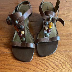 Woman's Brown Sandals